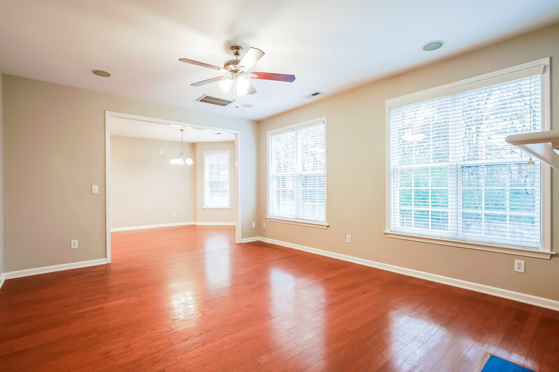 1,960/Mo, 125 Pearson Place Clayton, NC 27527 Living Room View