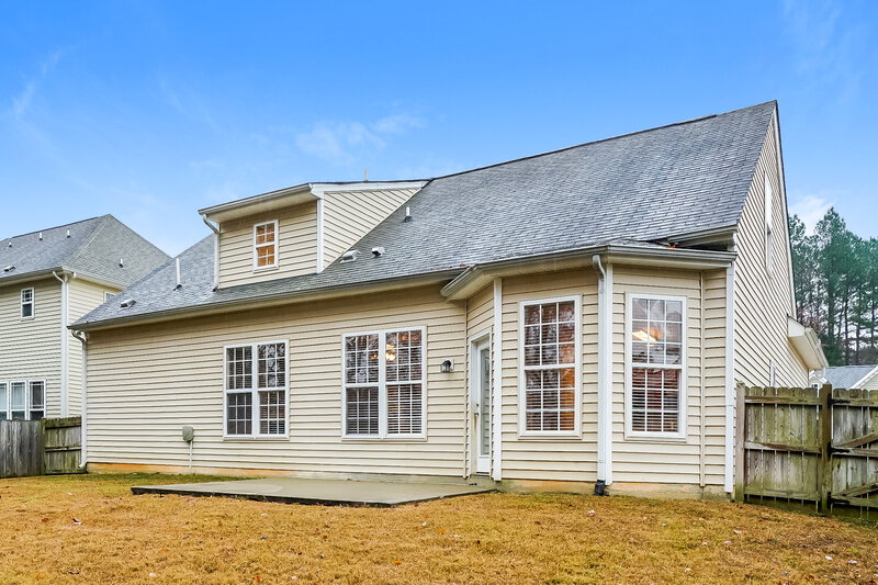 1,960/Mo, 125 Pearson Place Clayton, NC 27527 Rear View