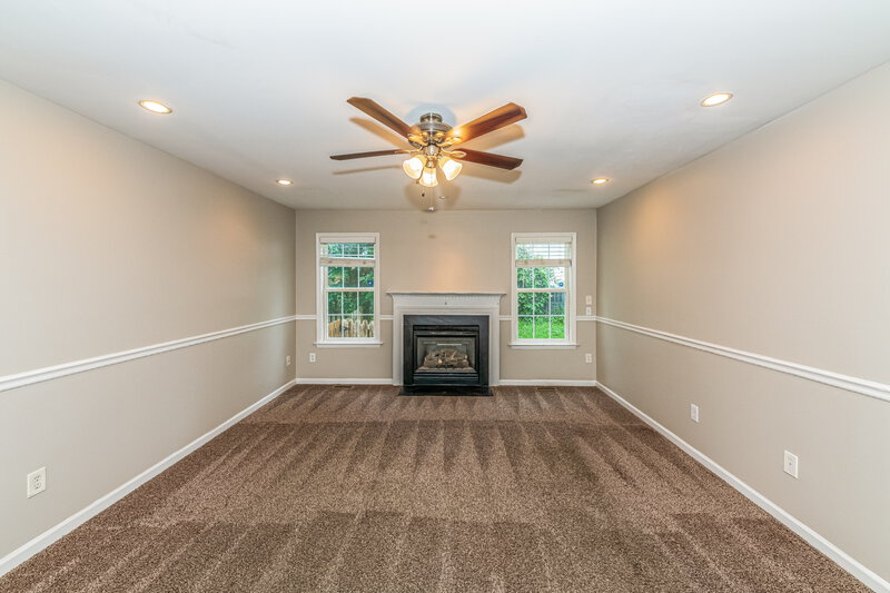 2,455/Mo, 6412 Willowlawn Dr Wake Forest, NC 27587 Living Room View