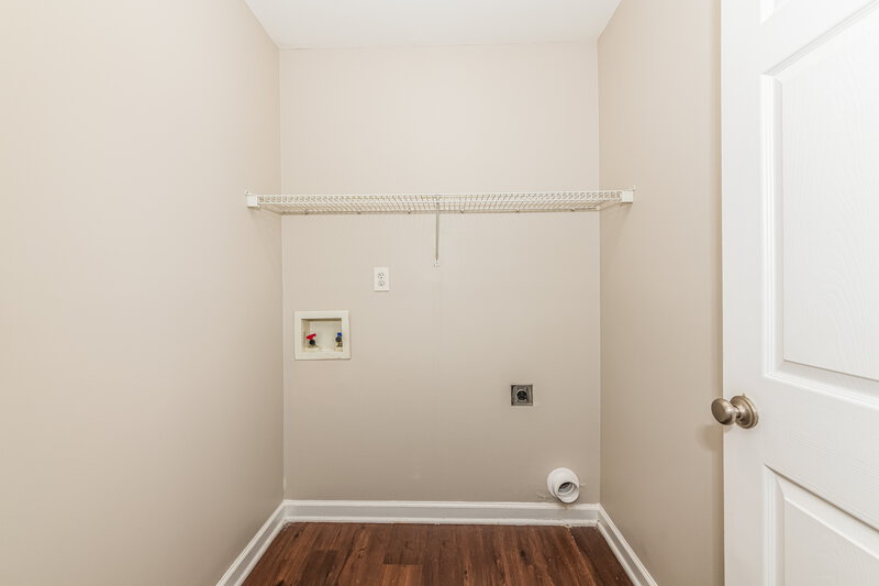 2,455/Mo, 6412 Willowlawn Dr Wake Forest, NC 27587 Walk In Closet View