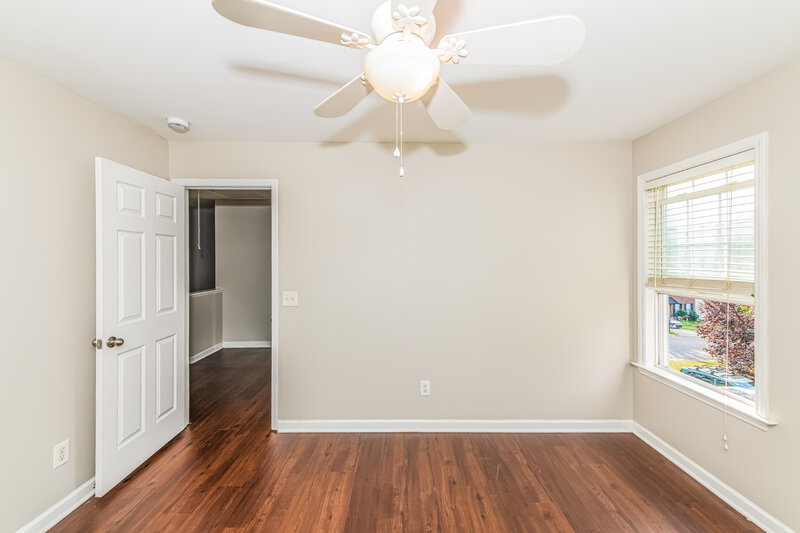 2,455/Mo, 6412 Willowlawn Dr Wake Forest, NC 27587 Bedroom View 3