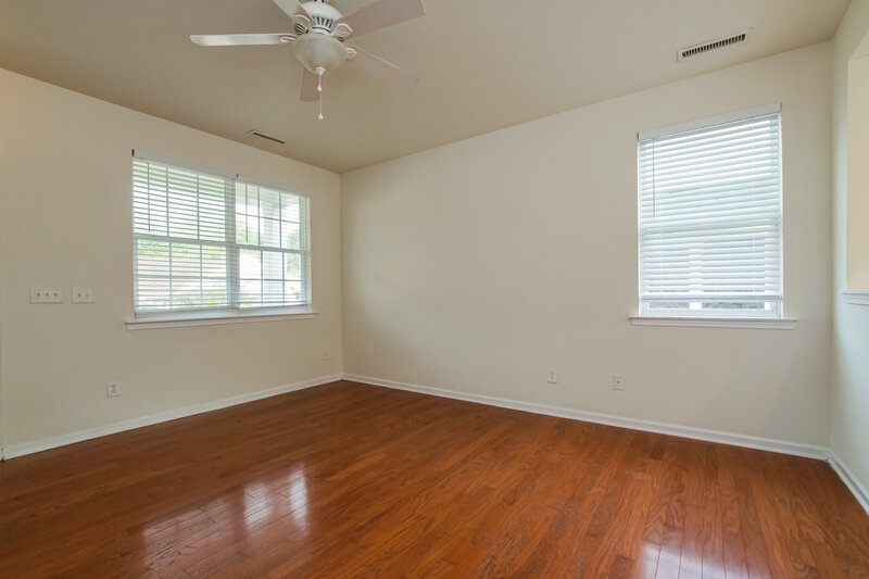 1,820/Mo, 618 Averasboro Drive Clayton, NC 27520 Living Room View