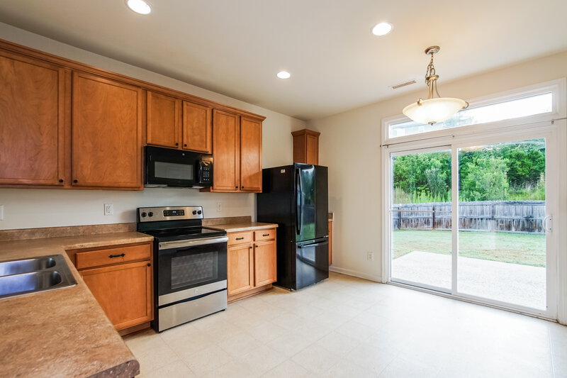 1,820/Mo, 618 Averasboro Drive Clayton, NC 27520 Kitchen View