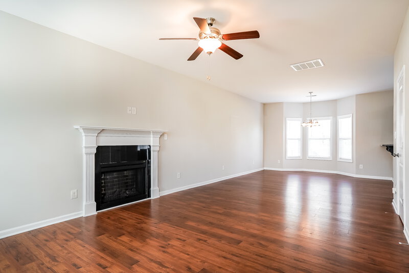 2,065/Mo, 229 Darecrest Ln Wendell, NC 27591 Living Room View