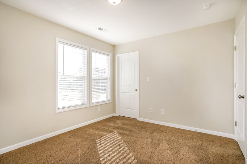 2,065/Mo, 229 Darecrest Ln Wendell, NC 27591 Bedroom View