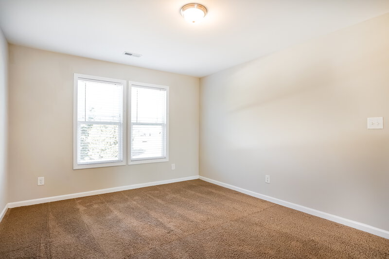 2,065/Mo, 229 Darecrest Ln Wendell, NC 27591 Bedroom View 2