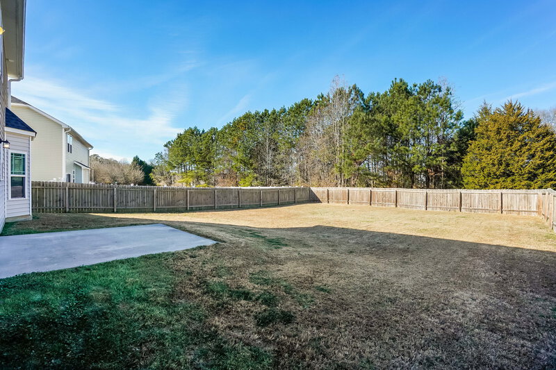 2,065/Mo, 229 Darecrest Ln Wendell, NC 27591 Backyard View