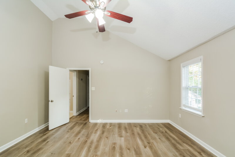 2,700/Mo, 2425 Canvasback Court Raleigh, NC 27616 Main Bedroom View 2