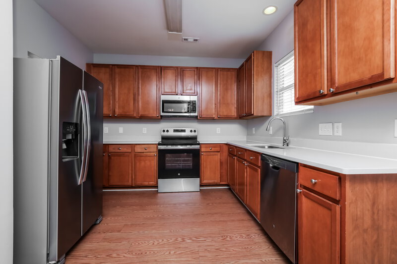 1,945/Mo, 5212 Chasteal Trl Raleigh, NC 27610 Kitchen View