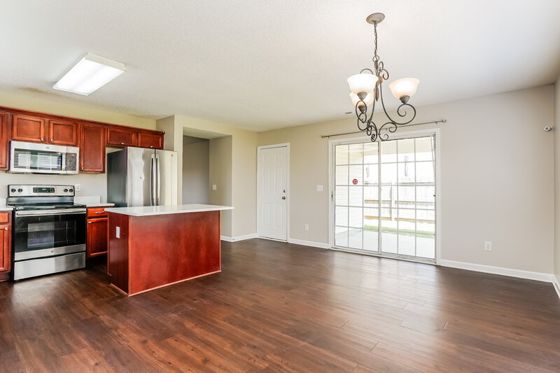 0/Mo, 1101 Tellis Drive Knightdale, NC 27545 Dining Room View