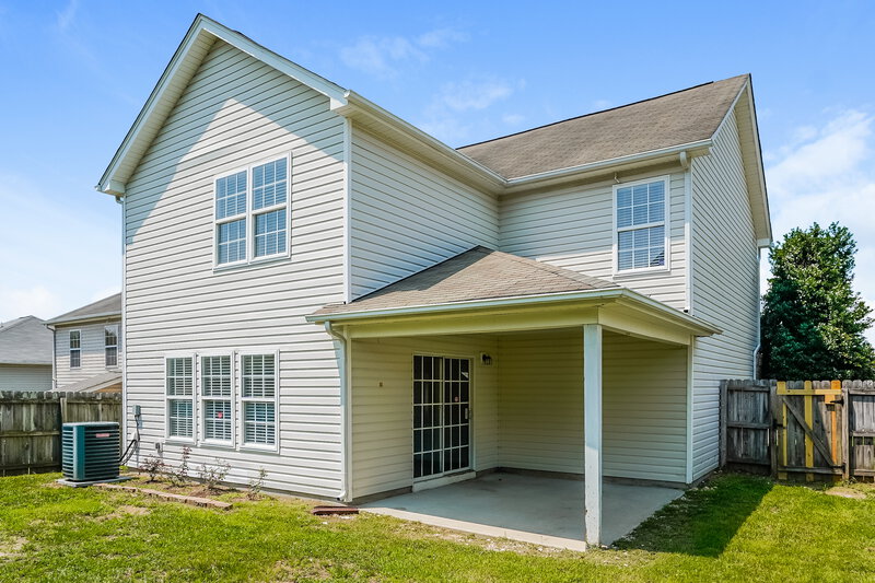 0/Mo, 1101 Tellis Drive Knightdale, NC 27545 Rear View