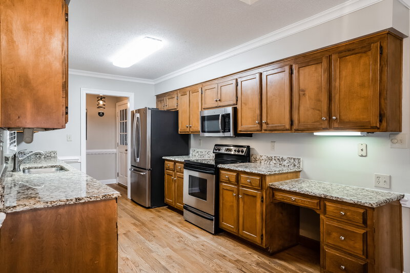 2,000/Mo, 1011 Mingo Pl Knightdale, NC 27545 Kitchen View