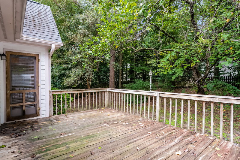 2,000/Mo, 1011 Mingo Pl Knightdale, NC 27545 Deck View