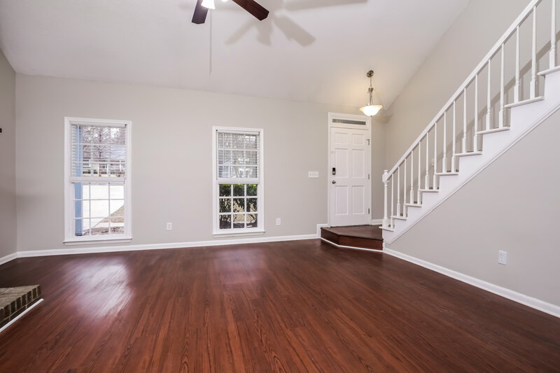 2,050/Mo, 2805 Fernhurst Ct Raleigh, NC 27604 Living Room View