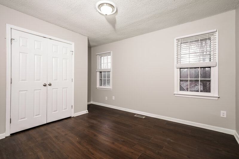 2,050/Mo, 2805 Fernhurst Ct Raleigh, NC 27604 Bedroom View 2