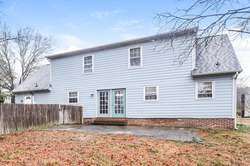 2,050/Mo, 2805 Fernhurst Ct Raleigh, NC 27604 Rear View