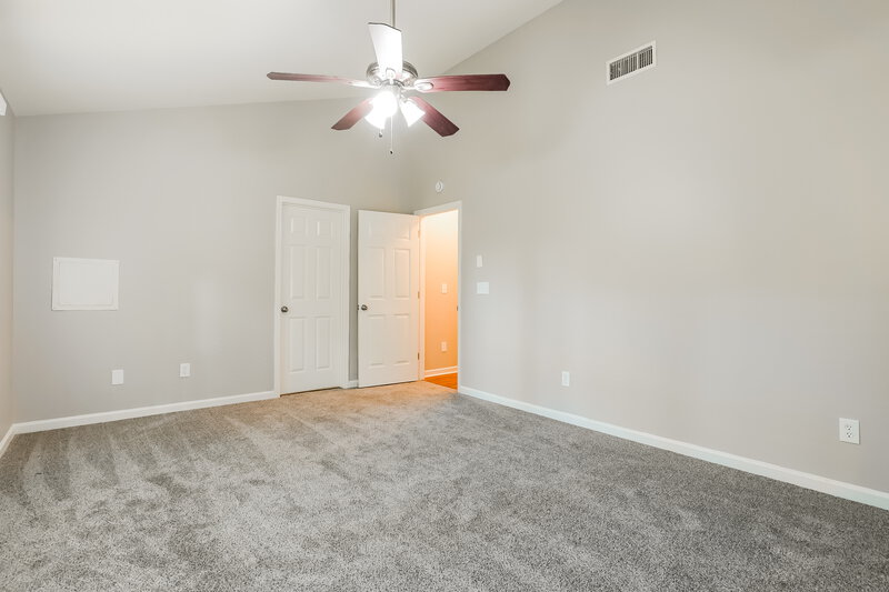 2,425/Mo, 4936 Bivens Dr Raleigh, NC 27616 Main Bedroom View 2