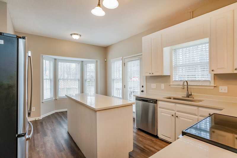 1,845/Mo, 125 Biltmore Dr Clayton, NC 27520 Kitchen View