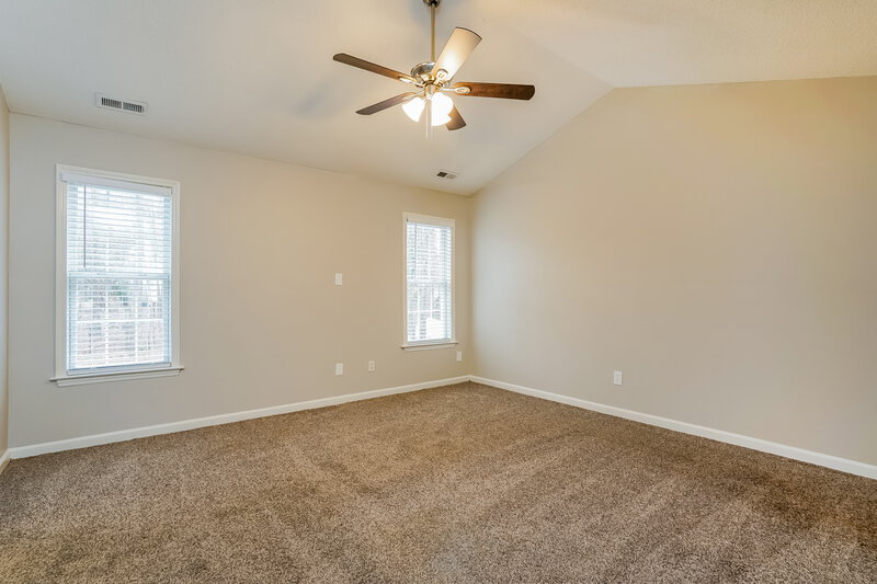 1,845/Mo, 125 Biltmore Dr Clayton, NC 27520 Main Bedroom View