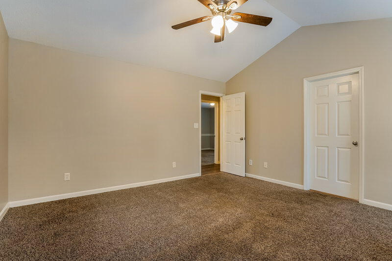 1,845/Mo, 125 Biltmore Dr Clayton, NC 27520 Main Bedroom View 2