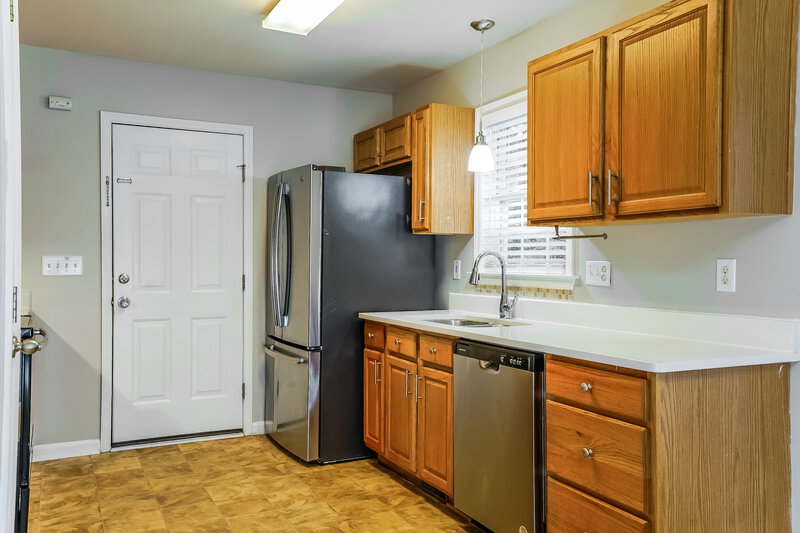 1,710/Mo, 305 Wood Green Drive Wendell, NC 27591 Kitchen View