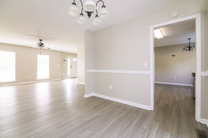 2,000/Mo, 128 Pondfield Ct Clayton, NC 27527 Dining Room View