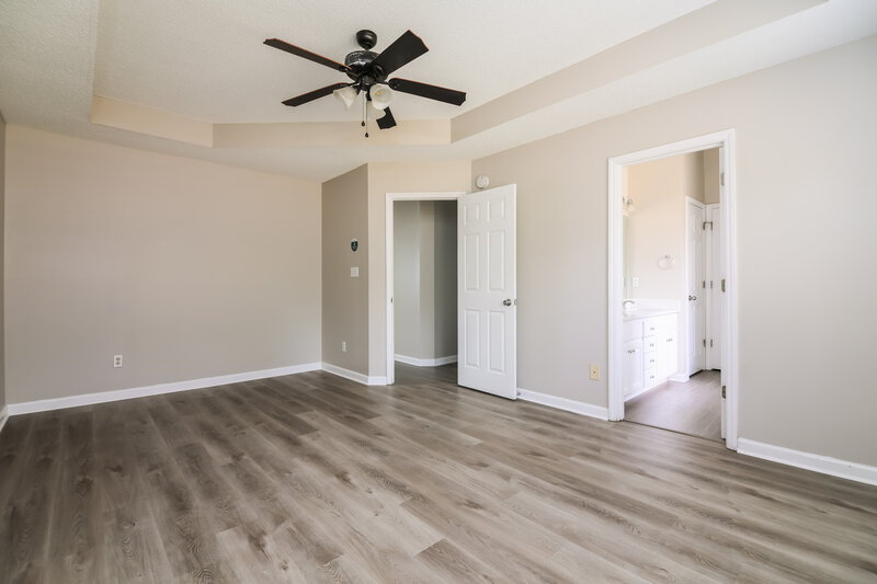 2,000/Mo, 128 Pondfield Ct Clayton, NC 27527 Main Bedroom View