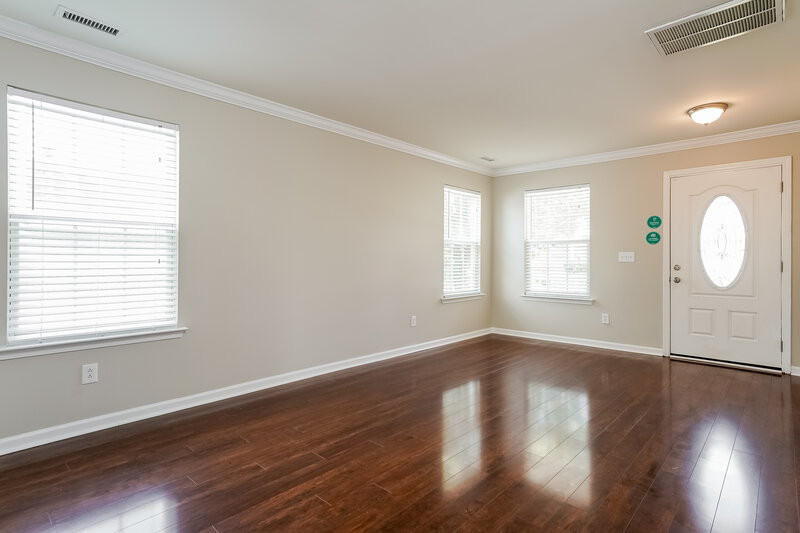2,160/Mo, 4005 Bearmont Place Raleigh, NC 27610 Living Room View 2