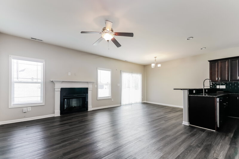 2,255/Mo, 409 Deer Grove Trail Wendell, NC 27591 Living Room View