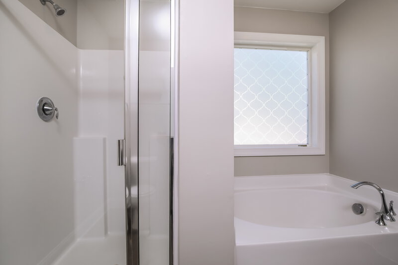 2,030/Mo, 44 Jonalker Court Clayton, NC 27520 Main Bathroom View 2