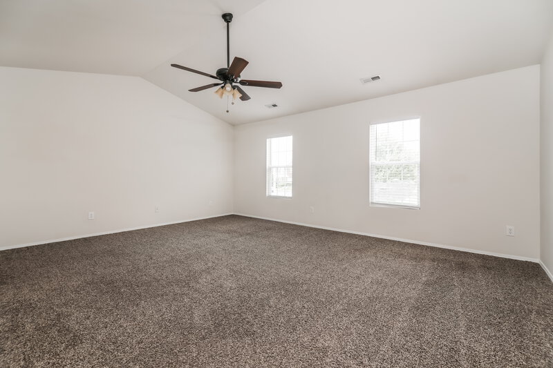 1,880/Mo, 6009 Softwind Dr Clayton, NC 27520 Main Bedroom View 2