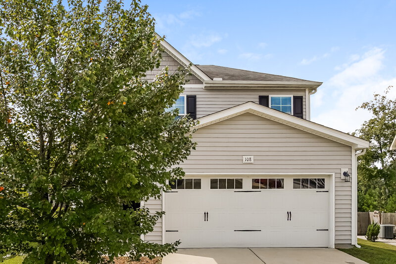 2,060/Mo, 108 W Webber Lane Clayton, NC 27527 External View