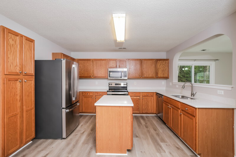1,940/Mo, 70 Brookhaven Dr Clayton, NC 27527 Kitchen View