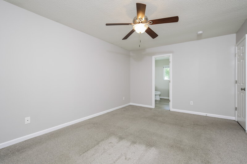 1,940/Mo, 70 Brookhaven Dr Clayton, NC 27527 Main Bedroom View