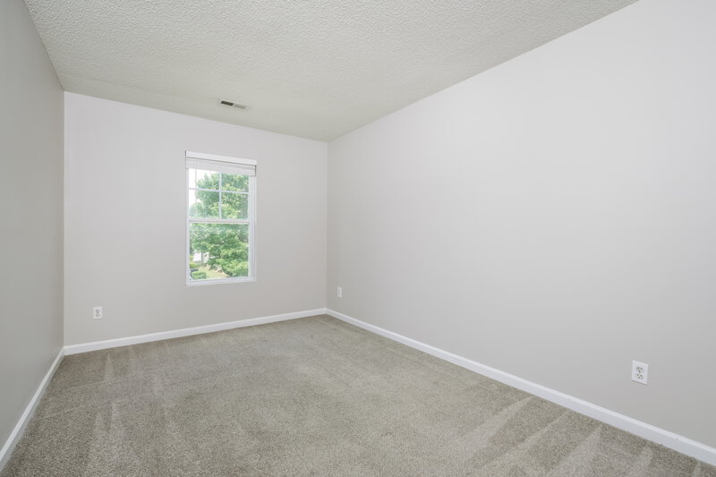 1,940/Mo, 70 Brookhaven Dr Clayton, NC 27527 Bedroom View