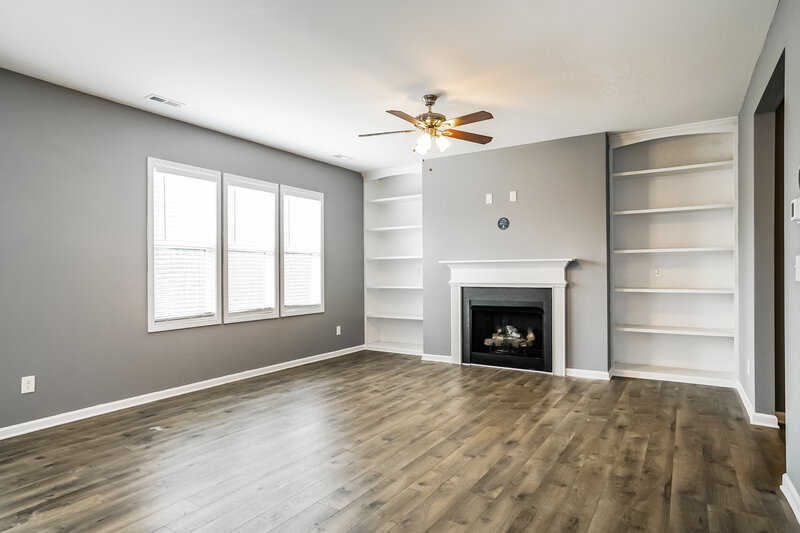 1,860/Mo, 121 Hansen Run Clayton, NC 27527 Living Room View 2