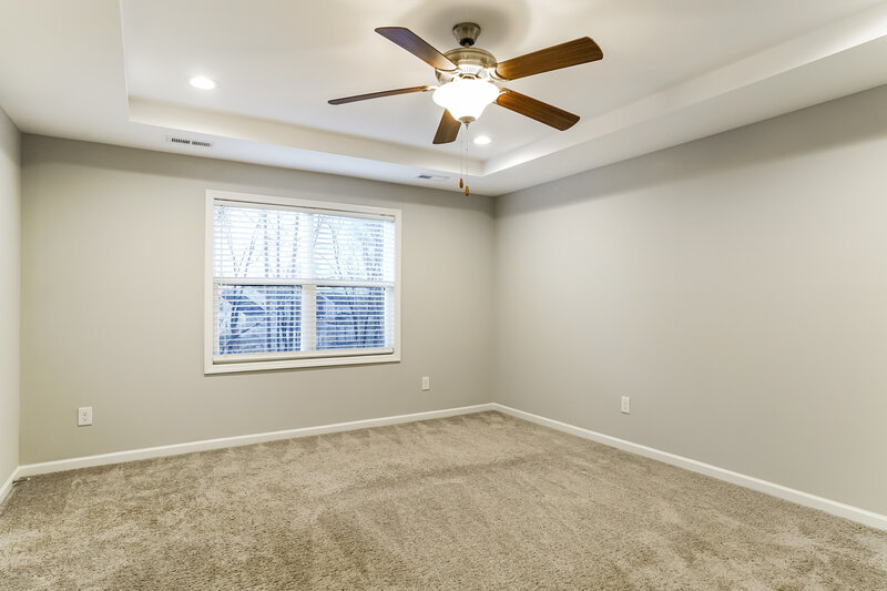 1,860/Mo, 121 Hansen Run Clayton, NC 27527 Main Bedroom View