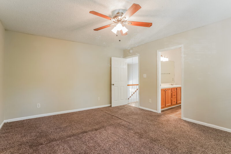 2,165/Mo, 2500 Holbrook Ct Raleigh, NC 27604 Main Bedroom View