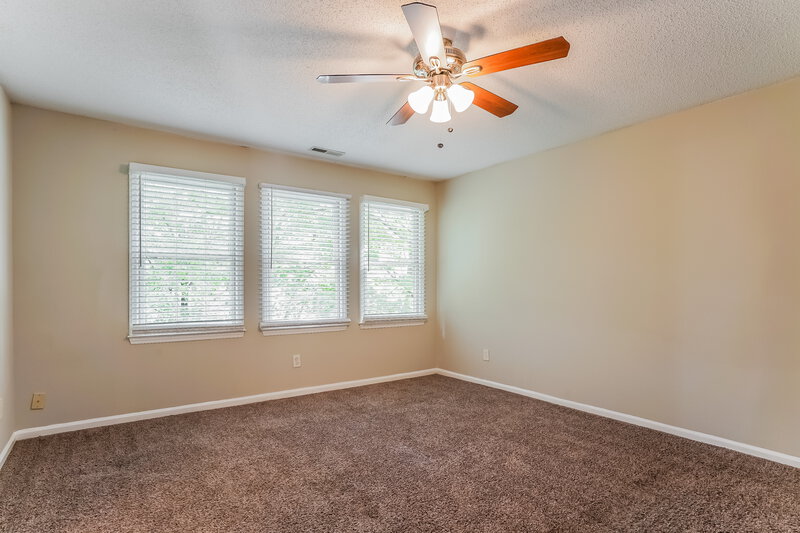 2,165/Mo, 2500 Holbrook Ct Raleigh, NC 27604 Main Bedroom View 2