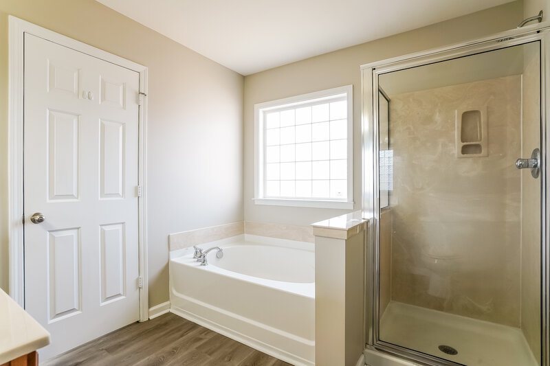 1,970/Mo, 123 Sleeper Car Ln Garner, NC 27529 Main Bathroom View 2