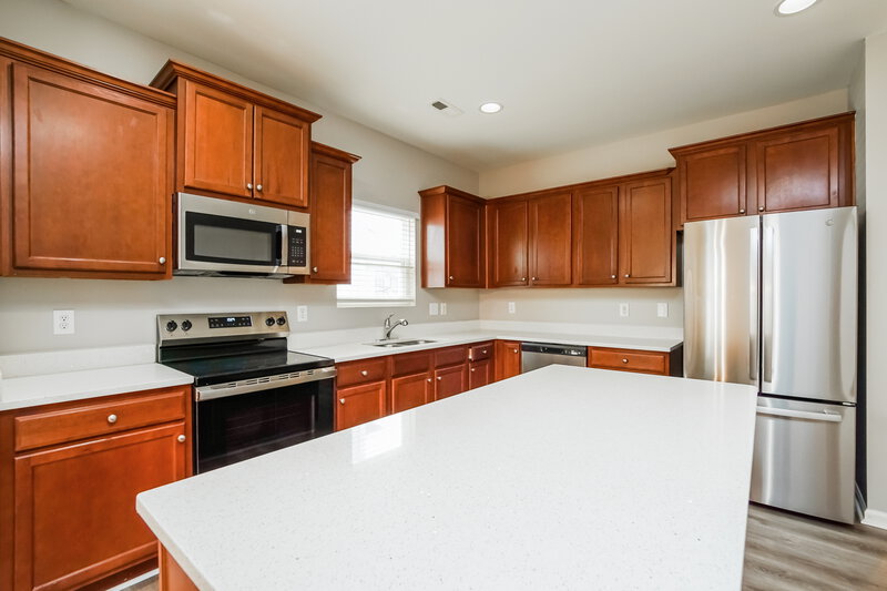 2,065/Mo, 3728 Amistad Ln Raleigh, NC 27610 Kitchen View