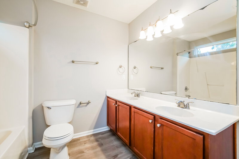 2,065/Mo, 3728 Amistad Ln Raleigh, NC 27610 Bathroom View