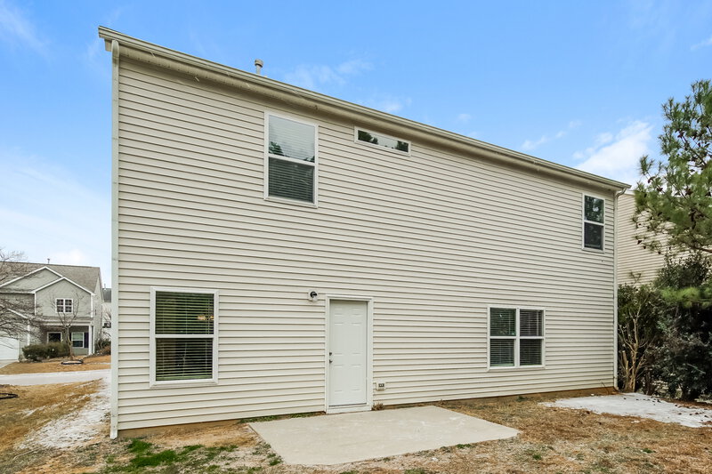 2,065/Mo, 3728 Amistad Ln Raleigh, NC 27610 Rear View 2