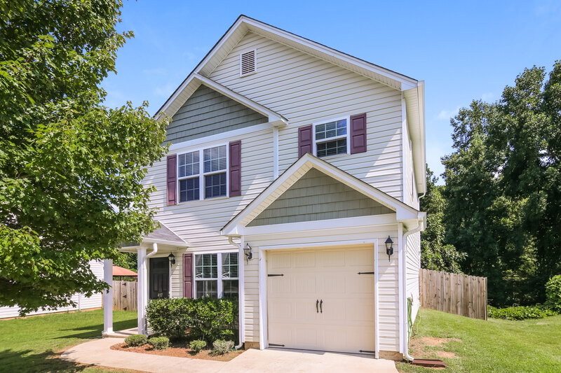 2,410/Mo, 417 Randolph Dr Clayton, NC 27520 External View