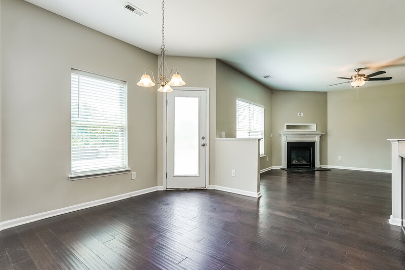 2,015/Mo, 53 Mystery Hill Ct Clayton, NC 27520 Living Room View