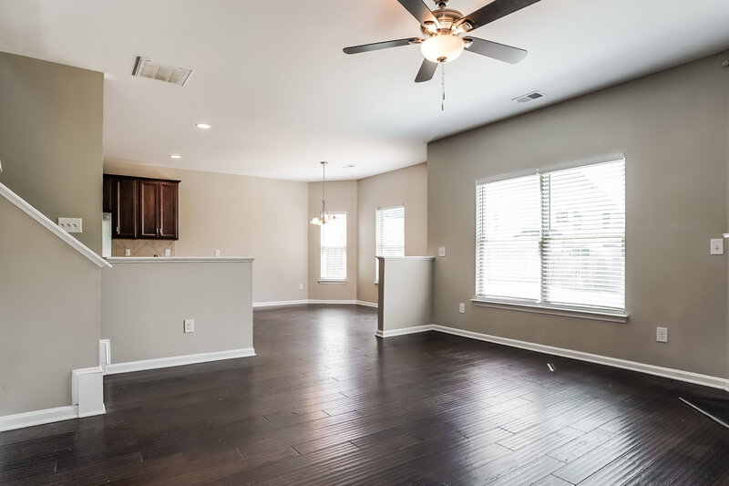 2,015/Mo, 53 Mystery Hill Ct Clayton, NC 27520 Living Room View 2