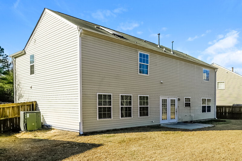 2,120/Mo, 4920 Alenja Ln Raleigh, NC 27616 Rear View