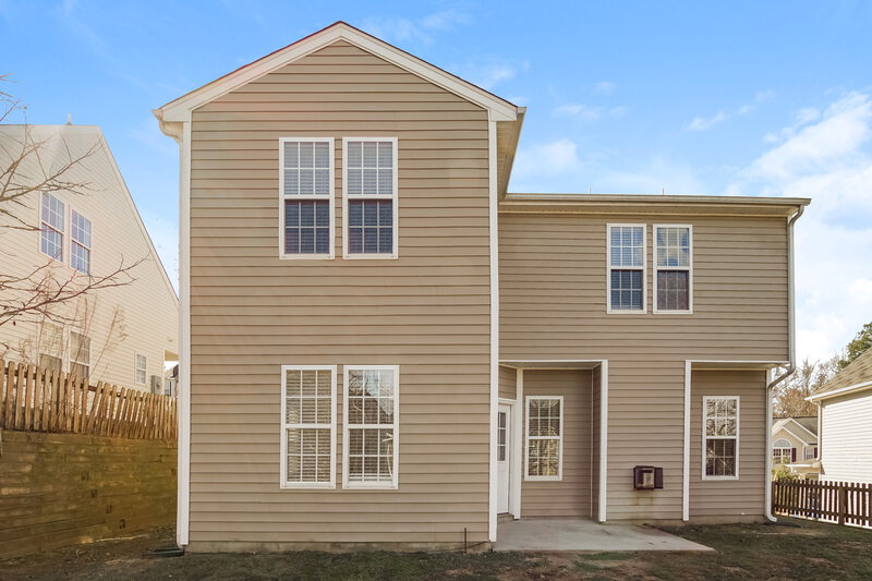 1,925/Mo, 6818 Spanglers Spring Way Raleigh, NC 27610 Rear View 2