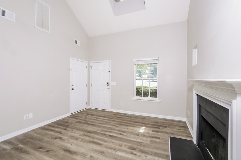 2,050/Mo, 6004 Silkwater Ct Raleigh, NC 27610 Living Room View 2