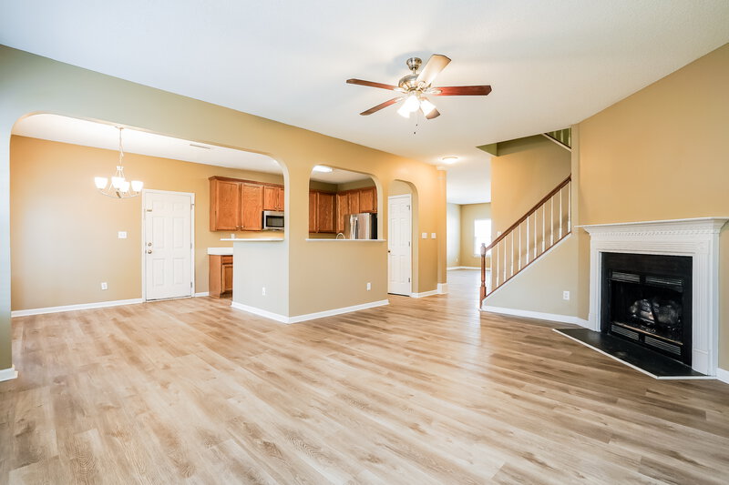 0/Mo, 8401 Neuse Hunter Dr Raleigh, NC 27616 Living Room View